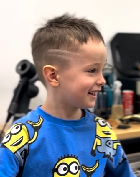childrens haircuts at Mirror Image Grooming in Inverkeithing Fife childrens haircuts at Mirror Image Grooming in Inverkeithing Fife